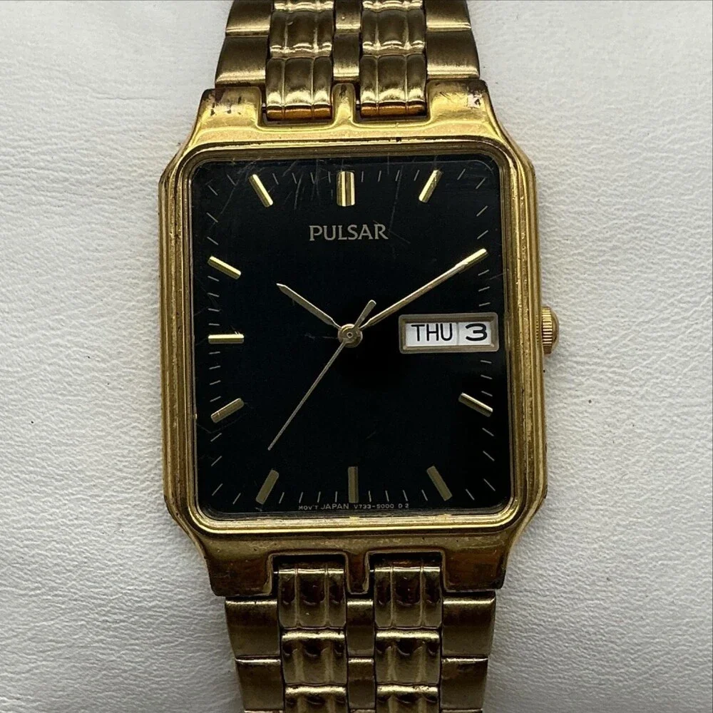 Pulsar Mens Watch 28mm Black Dial Gold Tone Day Date V733-5000 New Battery